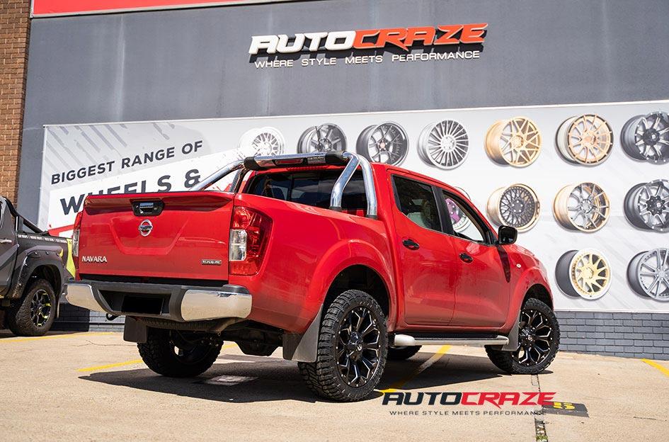 NISSAN NAVARA ASSAULT GLOSS BLACK MILLED ACCENTS